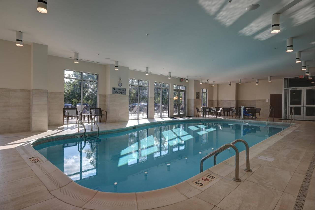 Courtyard By Marriott Iowa City University Heights Exteriör bild